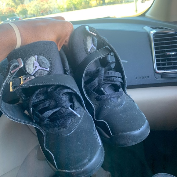 Jordans “chrome” 8’a - Picture 3 of 4